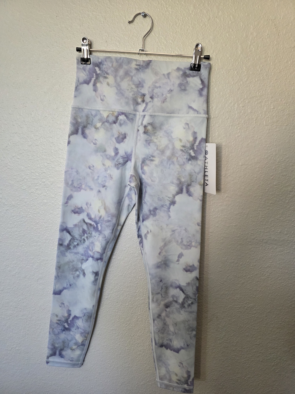 *NWT* Athleta Exhale Bra and Elation 7/8 tight, snow dye - Picture 5 of 7